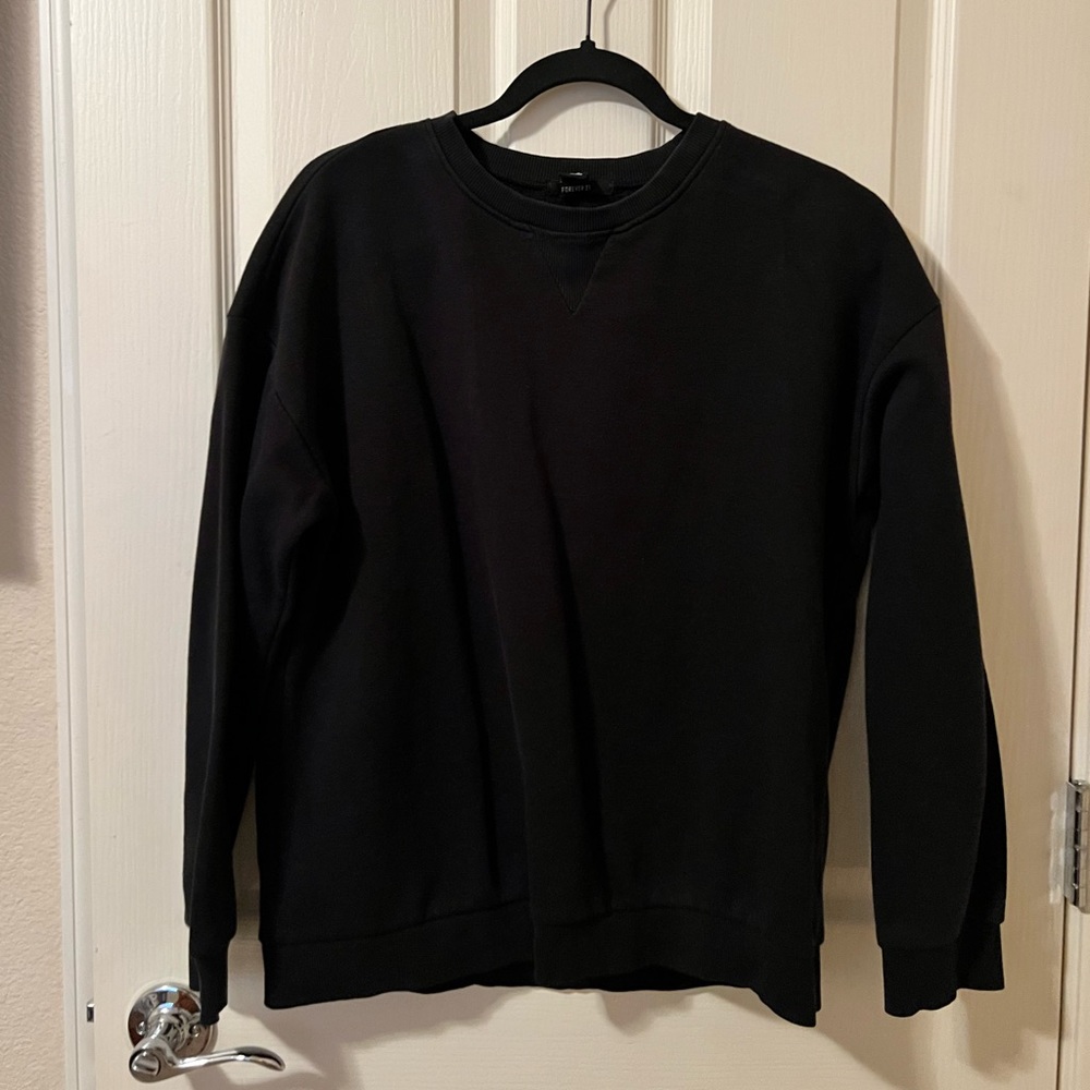 Women’s Black Crewneck